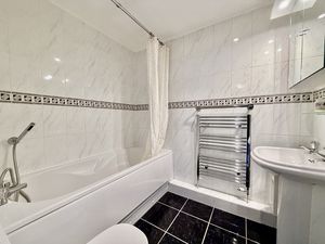 Photo 4- click for photo gallery